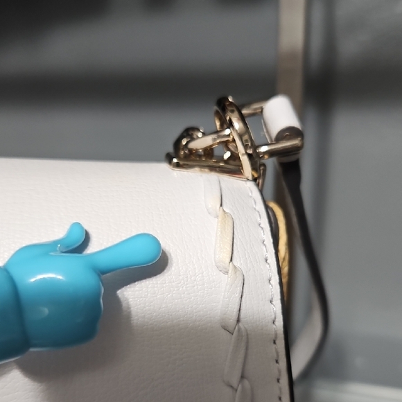 KATE SPADE NWOT ROBYN SADDLE BAG Crossbody with Chain Strap - Picture 10 of 11